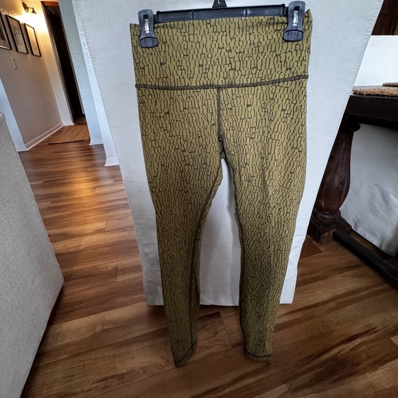 Lululemon Wunder Under Old Print - Picture 1 of 4